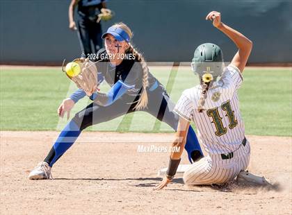 Thumbnail 1 in Rocklin vs. Tracy (CIF SJS D2 Final) photogallery.