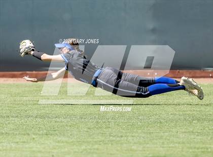 Thumbnail 3 in Rocklin vs. Tracy (CIF SJS D2 Final) photogallery.