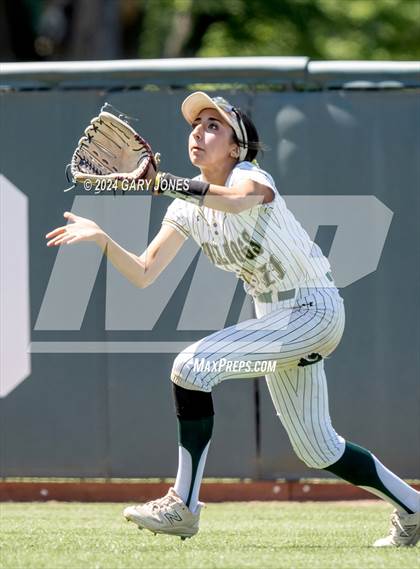 Thumbnail 1 in Rocklin vs. Tracy (CIF SJS D2 Final) photogallery.