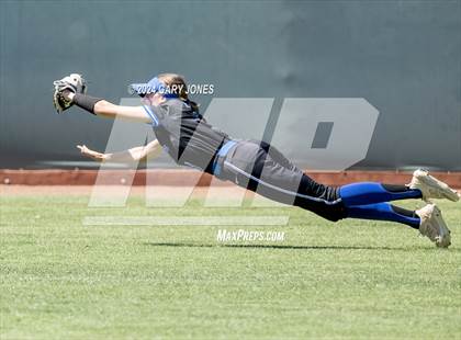 Thumbnail 2 in Rocklin vs. Tracy (CIF SJS D2 Final) photogallery.