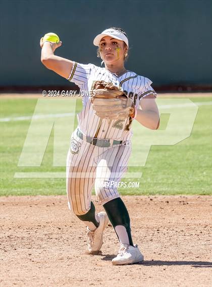 Thumbnail 2 in Rocklin vs. Tracy (CIF SJS D2 Final) photogallery.