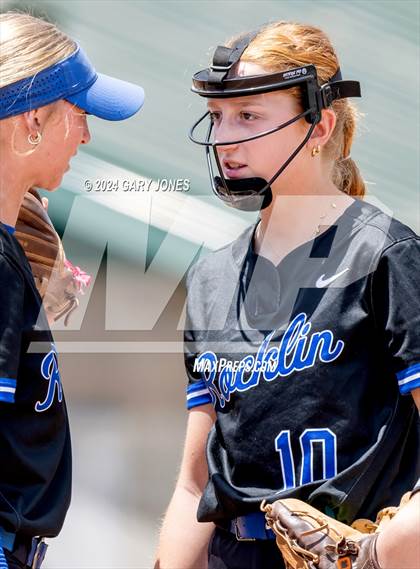 Thumbnail 1 in Rocklin vs. Tracy (CIF SJS D2 Final) photogallery.