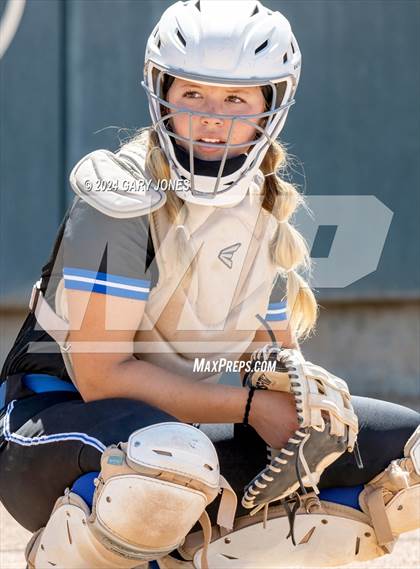 Thumbnail 3 in Rocklin vs. Tracy (CIF SJS D2 Final) photogallery.