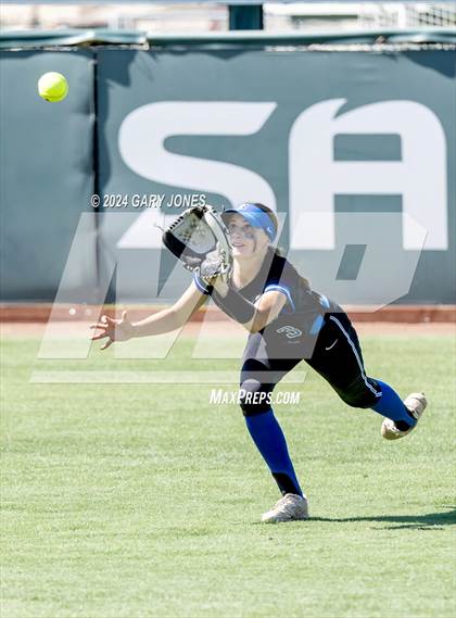 Thumbnail 1 in Rocklin vs. Tracy (CIF SJS D2 Final) photogallery.