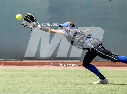 Thumbnail 3 in Rocklin vs. Tracy (CIF SJS D2 Final) photogallery.