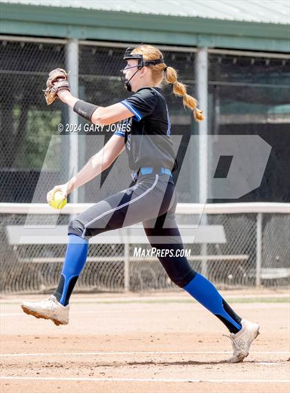 Thumbnail 3 in Rocklin vs. Tracy (CIF SJS D2 Final) photogallery.