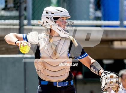 Thumbnail 3 in Rocklin vs. Tracy (CIF SJS D2 Final) photogallery.