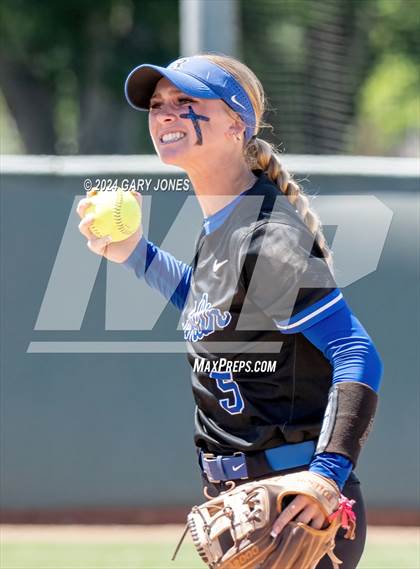 Thumbnail 1 in Rocklin vs. Tracy (CIF SJS D2 Final) photogallery.