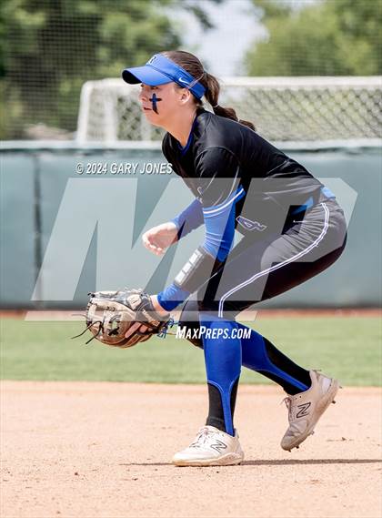 Thumbnail 1 in Rocklin vs. Tracy (CIF SJS D2 Final) photogallery.