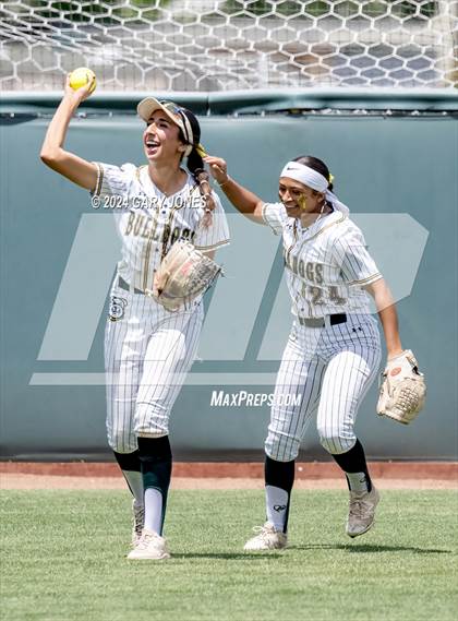 Thumbnail 2 in Rocklin vs. Tracy (CIF SJS D2 Final) photogallery.