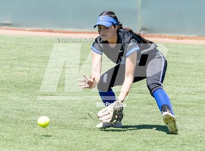 Thumbnail 3 in Rocklin vs. Tracy (CIF SJS D2 Final) photogallery.