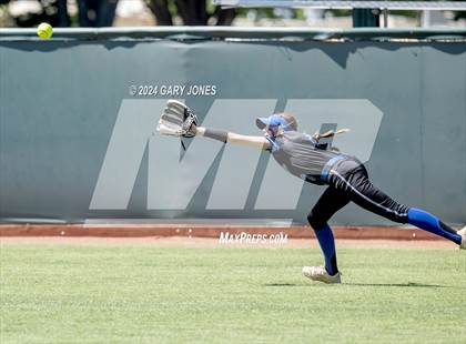 Thumbnail 2 in Rocklin vs. Tracy (CIF SJS D2 Final) photogallery.