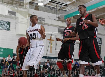 Thumbnail 1 in Lutheran vs. View Park (MLK Showcase) photogallery.