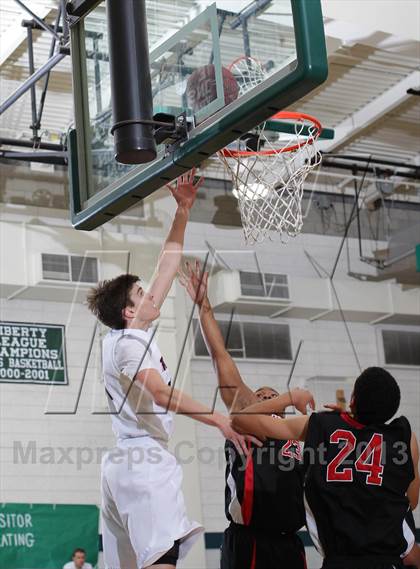 Thumbnail 2 in Lutheran vs. View Park (MLK Showcase) photogallery.