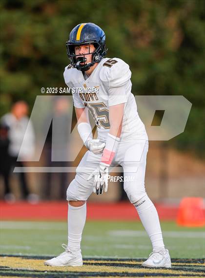 Thumbnail 2 in JV: Bishop O'Dowd @ Moreau Catholic photogallery.