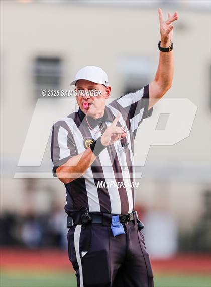 Thumbnail 2 in JV: Bishop O'Dowd @ Moreau Catholic photogallery.