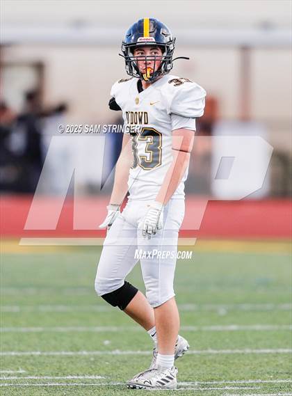 Thumbnail 1 in JV: Bishop O'Dowd @ Moreau Catholic photogallery.