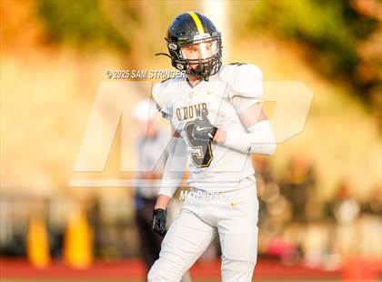 Thumbnail 3 in JV: Bishop O'Dowd @ Moreau Catholic photogallery.