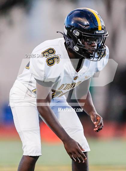 Thumbnail 3 in JV: Bishop O'Dowd @ Moreau Catholic photogallery.