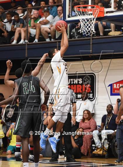 Thumbnail 2 in Moreau Catholic vs. Bishop O'Dowd (CIF NCS D3 Final) photogallery.