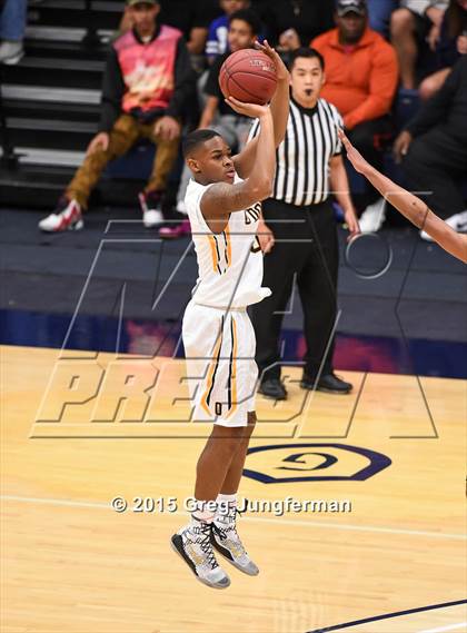 Thumbnail 2 in Moreau Catholic vs. Bishop O'Dowd (CIF NCS D3 Final) photogallery.