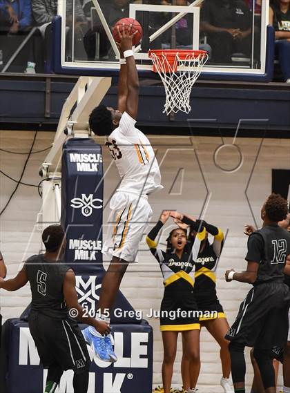 Thumbnail 2 in Moreau Catholic vs. Bishop O'Dowd (CIF NCS D3 Final) photogallery.