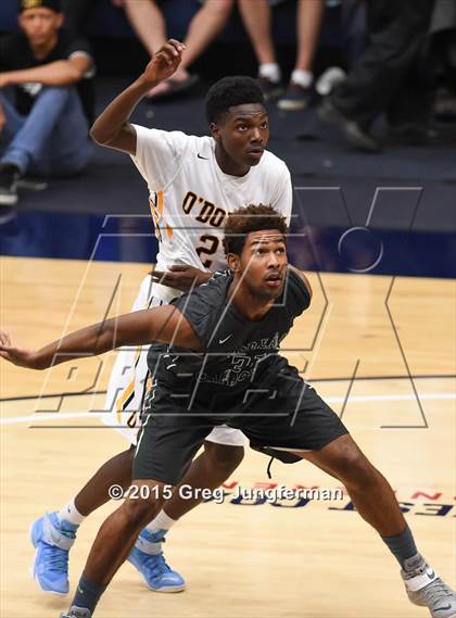 Thumbnail 3 in Moreau Catholic vs. Bishop O'Dowd (CIF NCS D3 Final) photogallery.