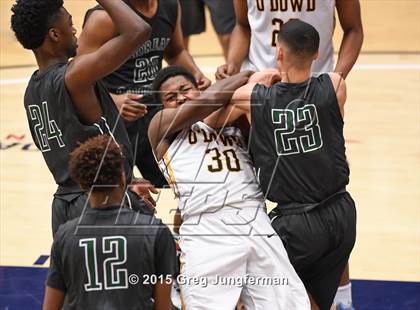 Thumbnail 2 in Moreau Catholic vs. Bishop O'Dowd (CIF NCS D3 Final) photogallery.