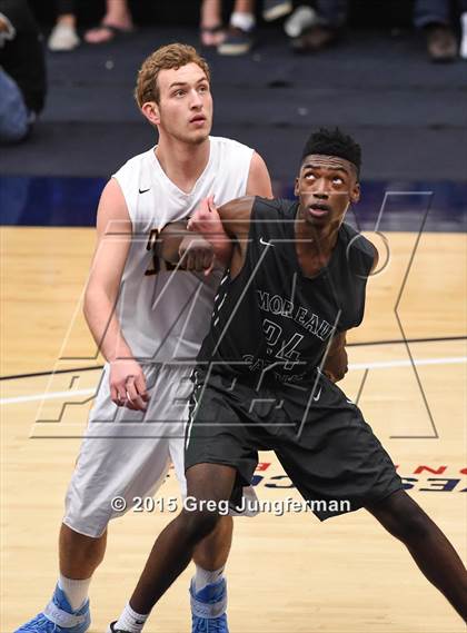 Thumbnail 2 in Moreau Catholic vs. Bishop O'Dowd (CIF NCS D3 Final) photogallery.