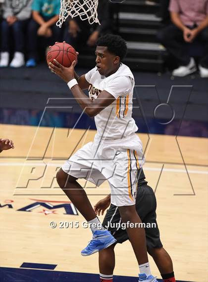 Thumbnail 1 in Moreau Catholic vs. Bishop O'Dowd (CIF NCS D3 Final) photogallery.