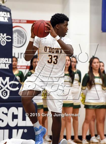 Thumbnail 2 in Moreau Catholic vs. Bishop O'Dowd (CIF NCS D3 Final) photogallery.