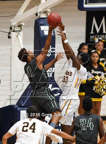 Thumbnail 3 in Moreau Catholic vs. Bishop O'Dowd (CIF NCS D3 Final) photogallery.