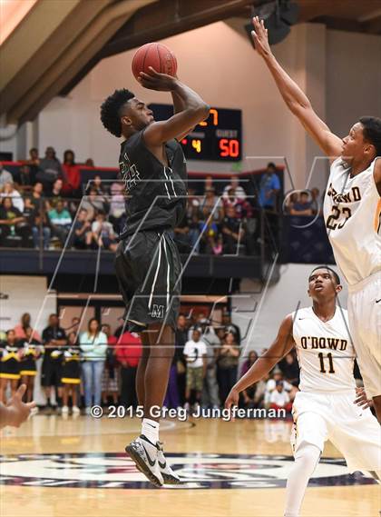 Thumbnail 1 in Moreau Catholic vs. Bishop O'Dowd (CIF NCS D3 Final) photogallery.