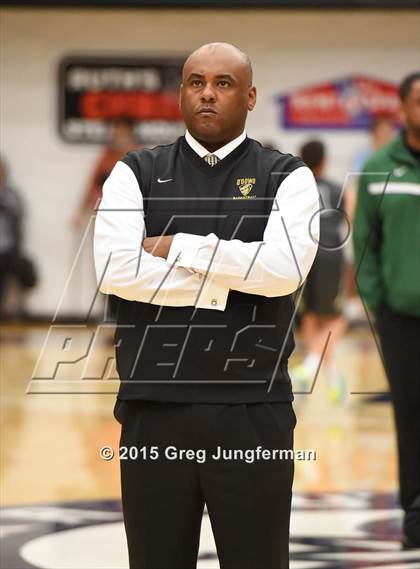 Thumbnail 2 in Moreau Catholic vs. Bishop O'Dowd (CIF NCS D3 Final) photogallery.