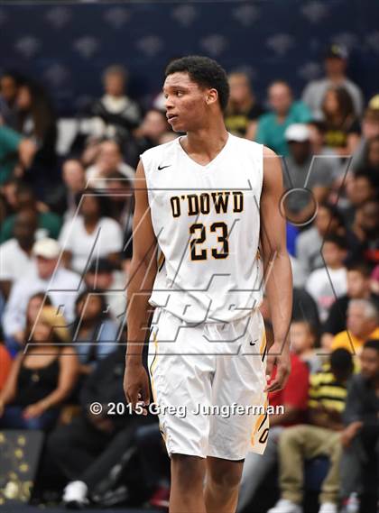 Thumbnail 2 in Moreau Catholic vs. Bishop O'Dowd (CIF NCS D3 Final) photogallery.