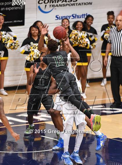 Thumbnail 1 in Moreau Catholic vs. Bishop O'Dowd (CIF NCS D3 Final) photogallery.