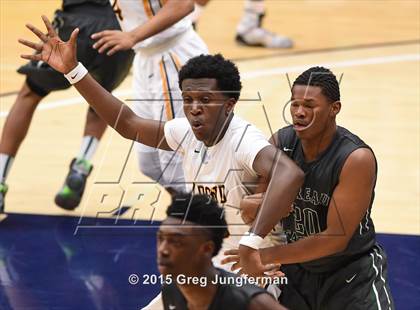 Thumbnail 1 in Moreau Catholic vs. Bishop O'Dowd (CIF NCS D3 Final) photogallery.