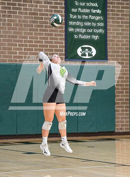 Thumbnail 3 in Rudder vs Smithville photogallery.