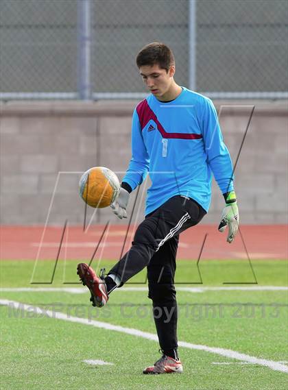 Thumbnail 2 in Kofa vs. St. Francis (19th Annual SoCal Classic) photogallery.