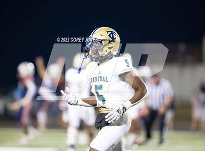 Thumbnail 3 in Thomas County Central vs Northside photogallery.