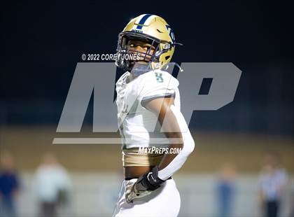 Thumbnail 2 in Thomas County Central vs Northside photogallery.