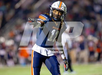 Thumbnail 2 in Thomas County Central vs Northside photogallery.