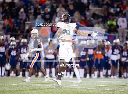 Thumbnail 3 in Thomas County Central vs Northside photogallery.