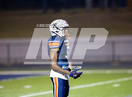 Thumbnail 2 in Thomas County Central vs Northside photogallery.