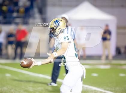 Thumbnail 2 in Thomas County Central vs Northside photogallery.
