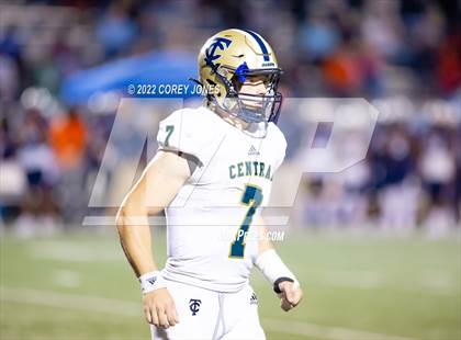 Thumbnail 1 in Thomas County Central vs Northside photogallery.