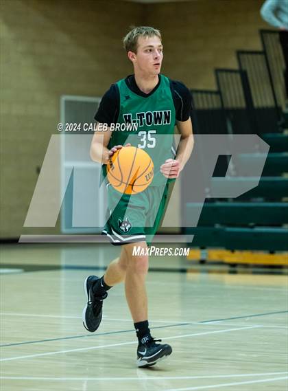 Thumbnail 1 in Hillcrest @ Olympus (Utah Autism Holiday Classic) photogallery.