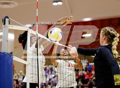 Thumbnail 1 in Torrey Pines @ Cathedral Catholic (CIF Open State Regional Semifinals) photogallery.