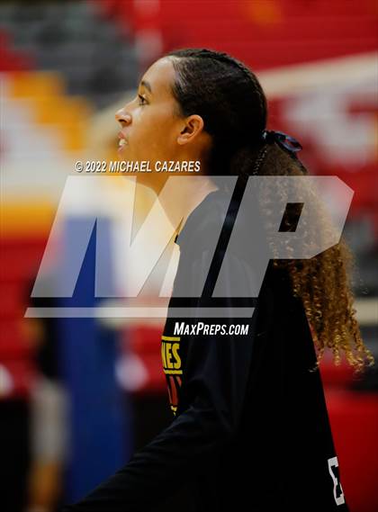 Thumbnail 2 in Torrey Pines @ Cathedral Catholic (CIF Open State Regional Semifinals) photogallery.
