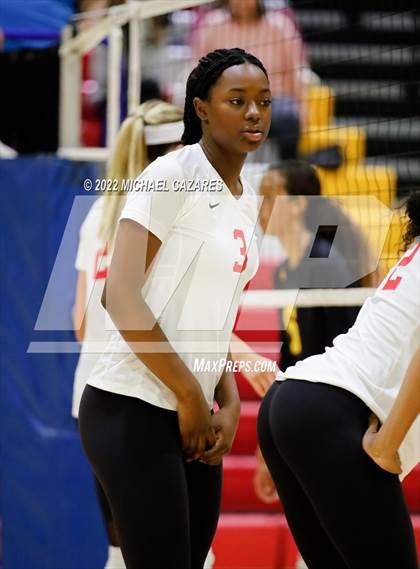 Thumbnail 1 in Torrey Pines @ Cathedral Catholic (CIF Open State Regional Semifinals) photogallery.